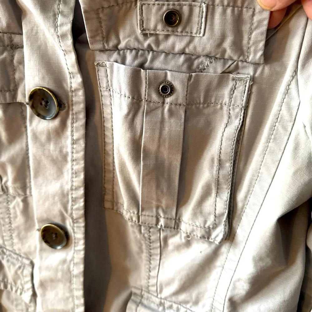 Eddie Bauer Button Front Shirt Jacket Women’s Petite Size M 100% Cotton Snaps - Picture 4 of 9